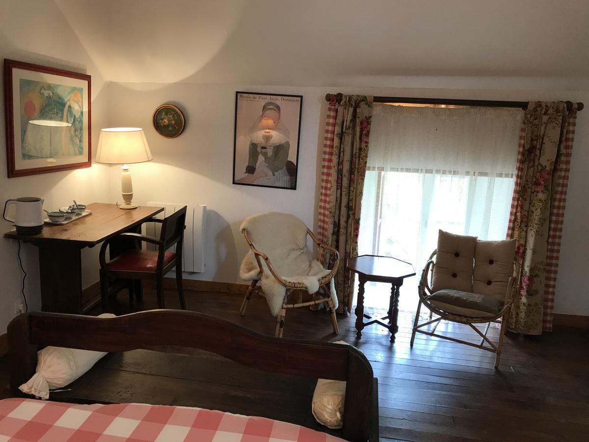Le Chatel Riec-sur-Bélon Esterno foto
